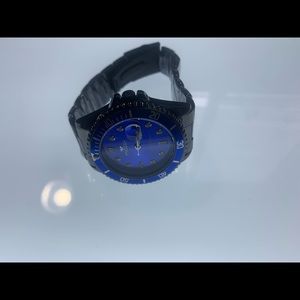 Black blue men’s watch